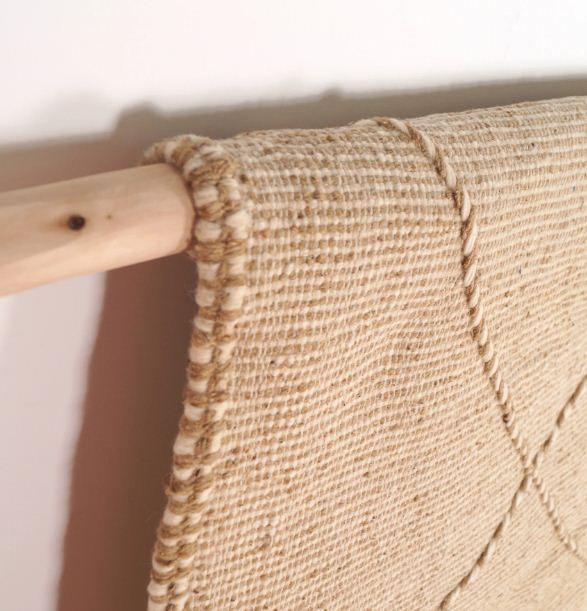 Zanafi Rug 235x140cm Beige With Small Fringes