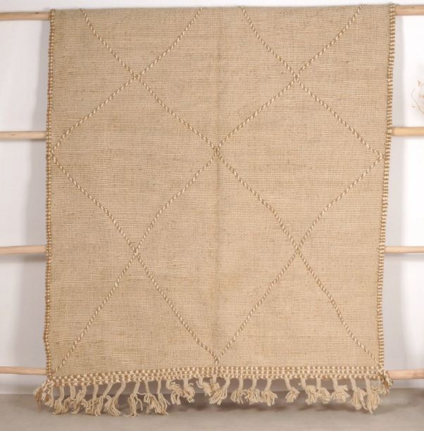 Zanafi Rug 235x140cm Beige With Small Fringes - Image 2