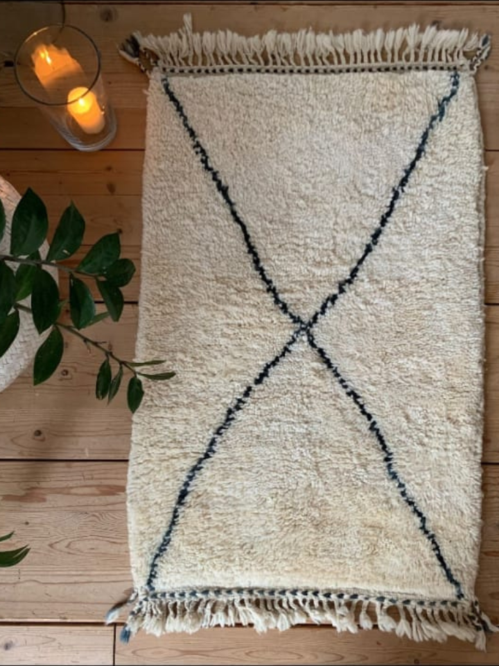 Beni Ouarin Rug 130x70cm Withe With Small Fringes